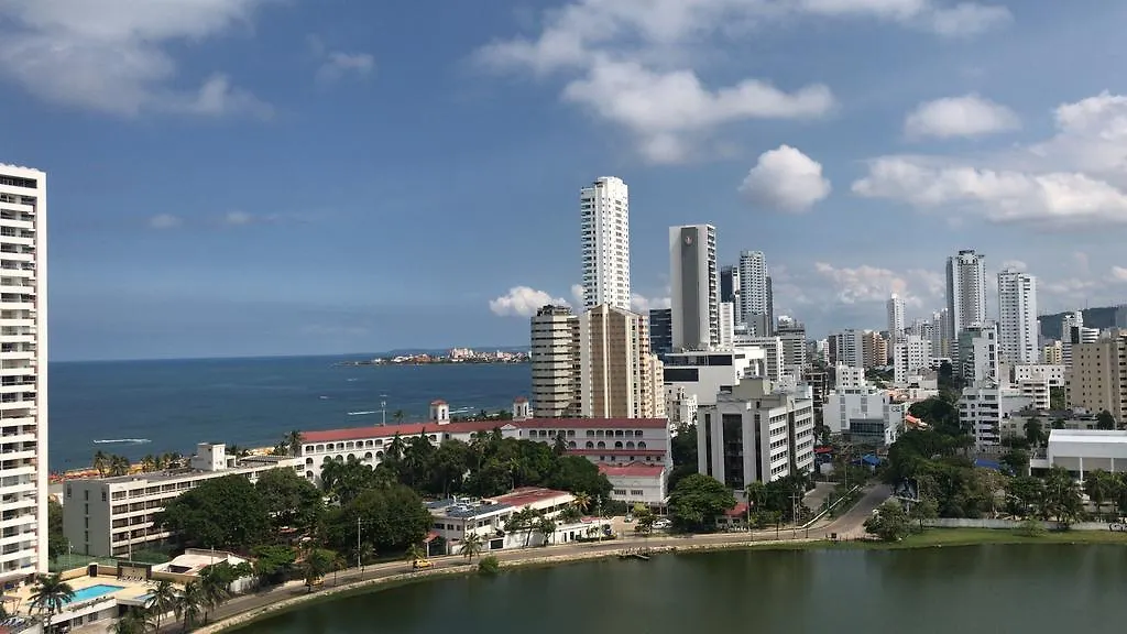 Apartamento Edificio Marina del Rey Cartagena